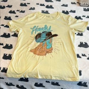 Rebellious One Howdy Graphic T-Shirt in Yellow